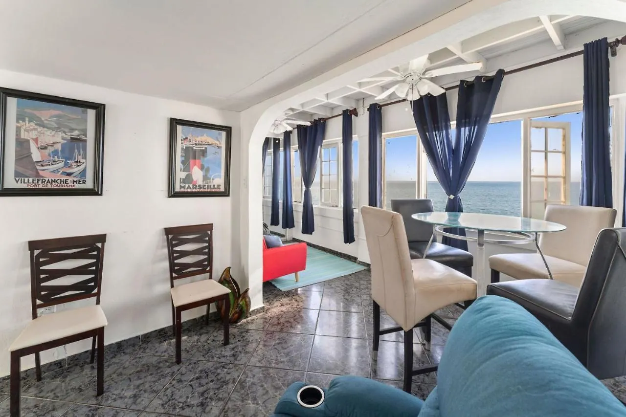 Aileen Beach House اناسكو شقة