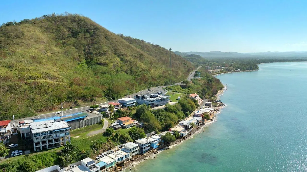 Aileen Beach House Anasco