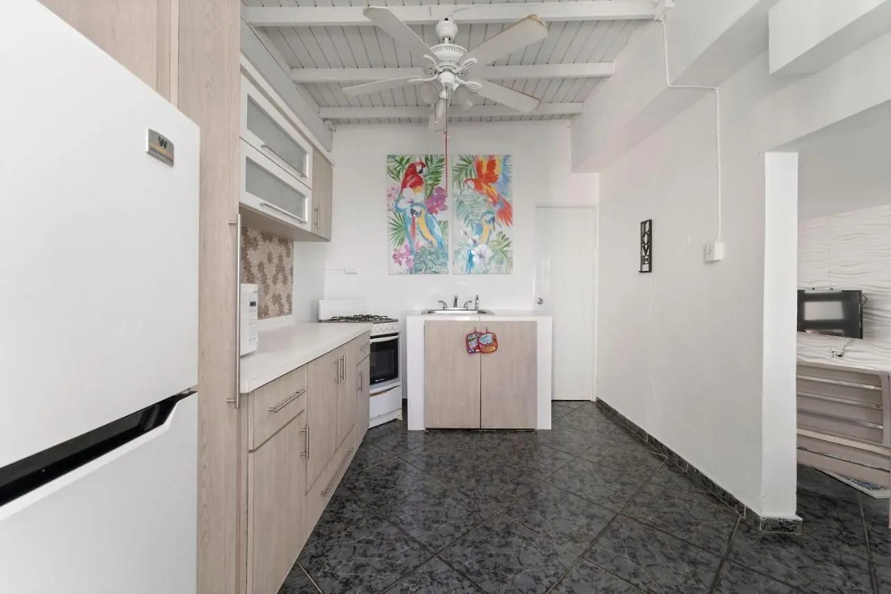 Aileen Beach House Anasco